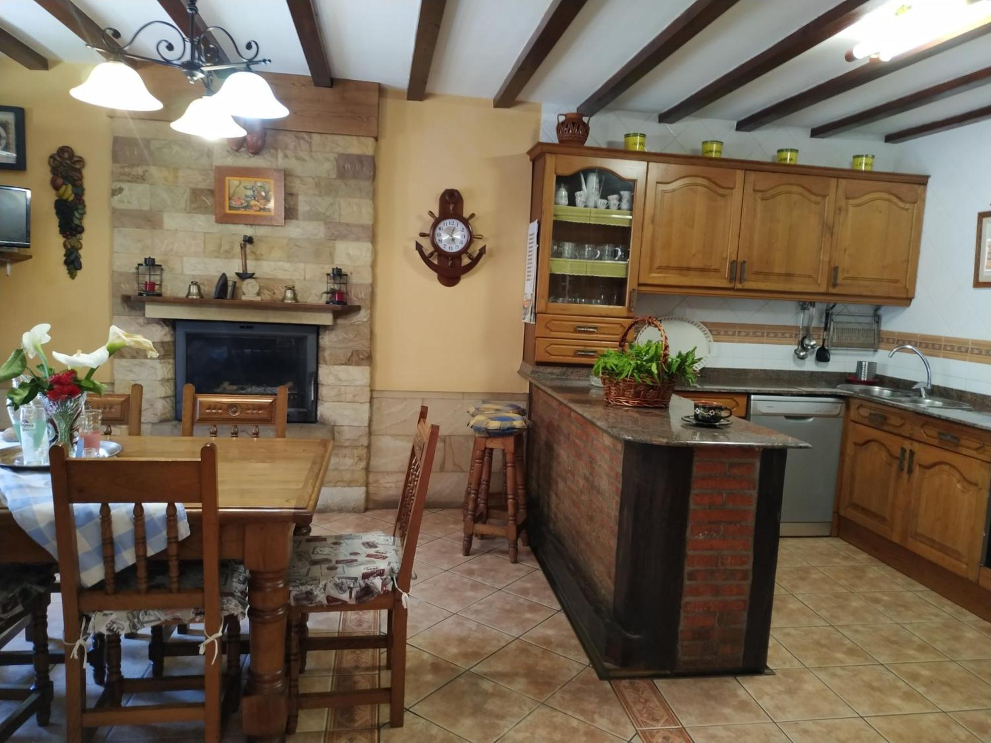 אורניה La Chimenea Cantabra מראה חיצוני תמונה
